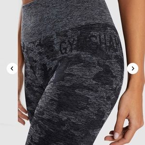 GYMSHARK black Camo leggings